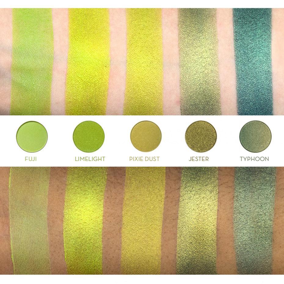 MAKEUP GEEK FOILED EYESHADOW PAN JESTER