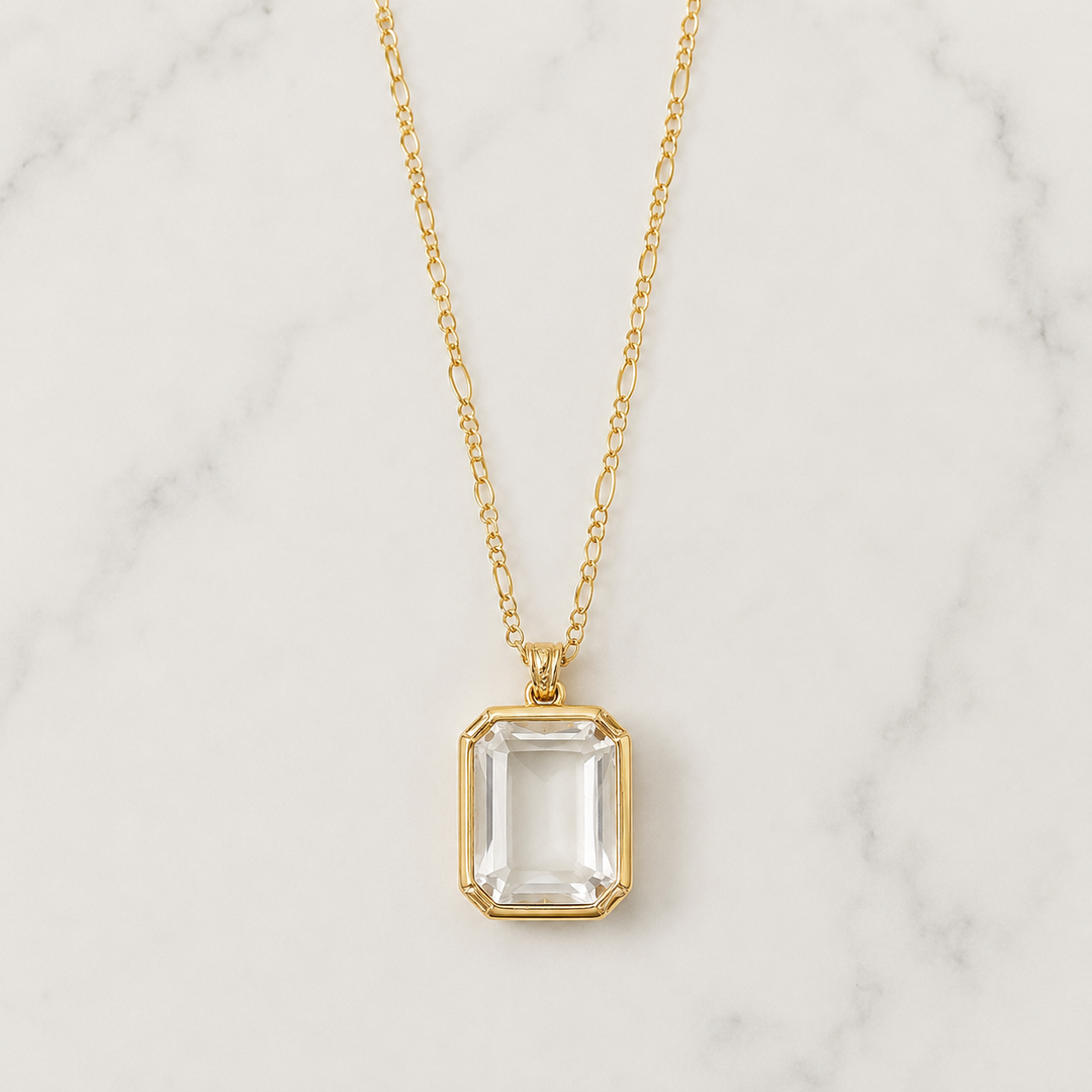 Rectangle pendant with stones on the edges