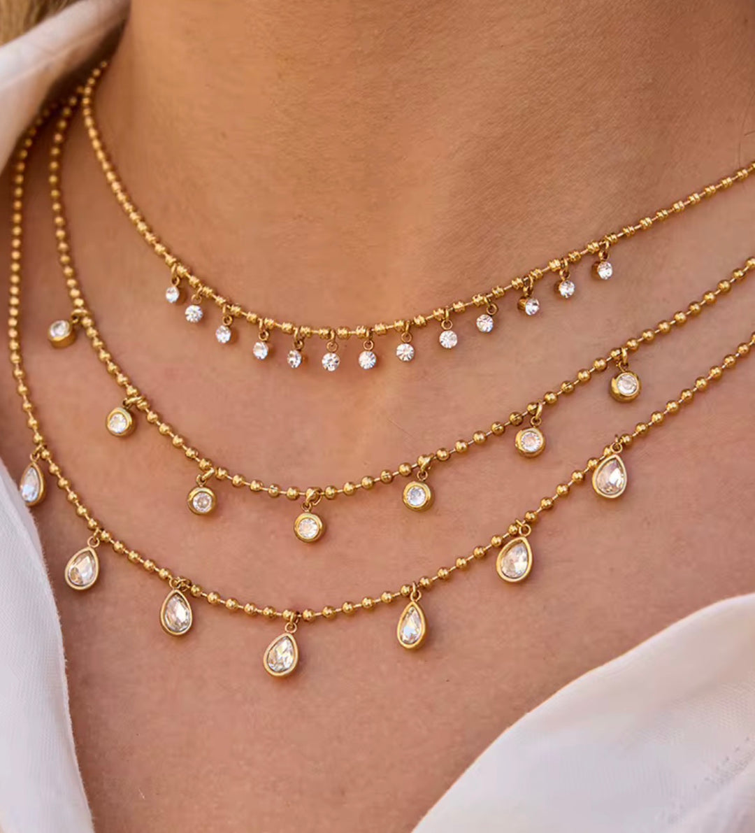 Dangle stone necklace