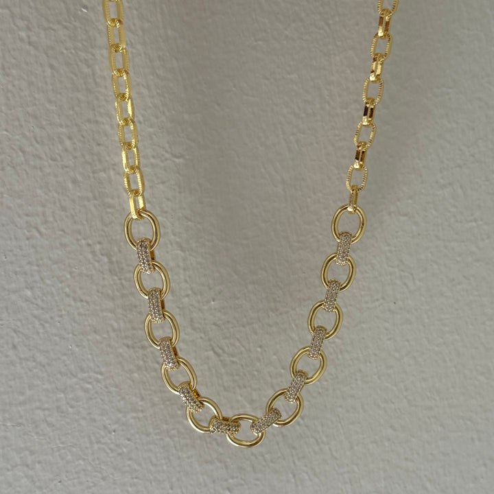 Noura Link Necklace