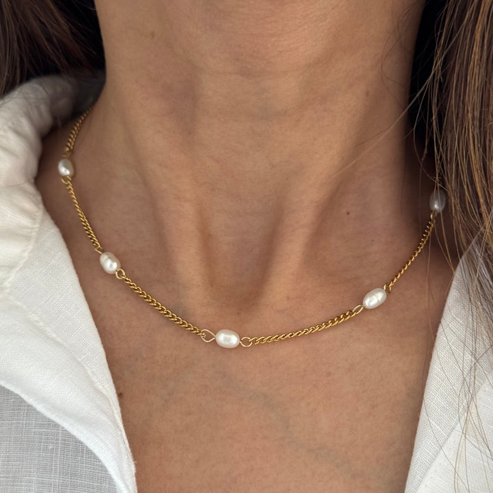 Fresh Water Pearl Necklace