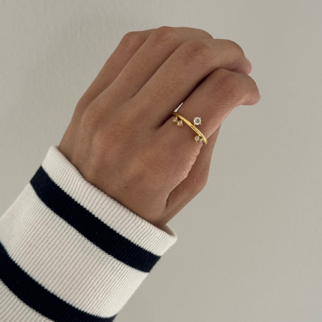 Dainty Ring