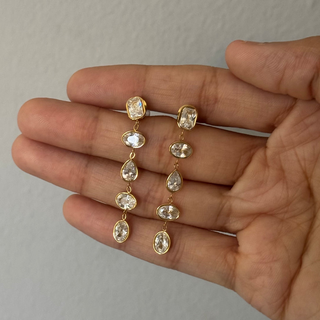 Mara Crystal Earring