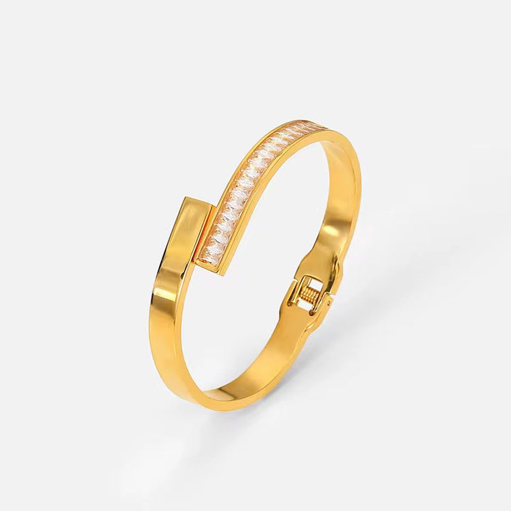 Lunera Bangle