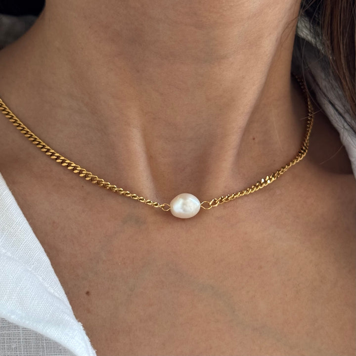 Lacie Pearl Necklace