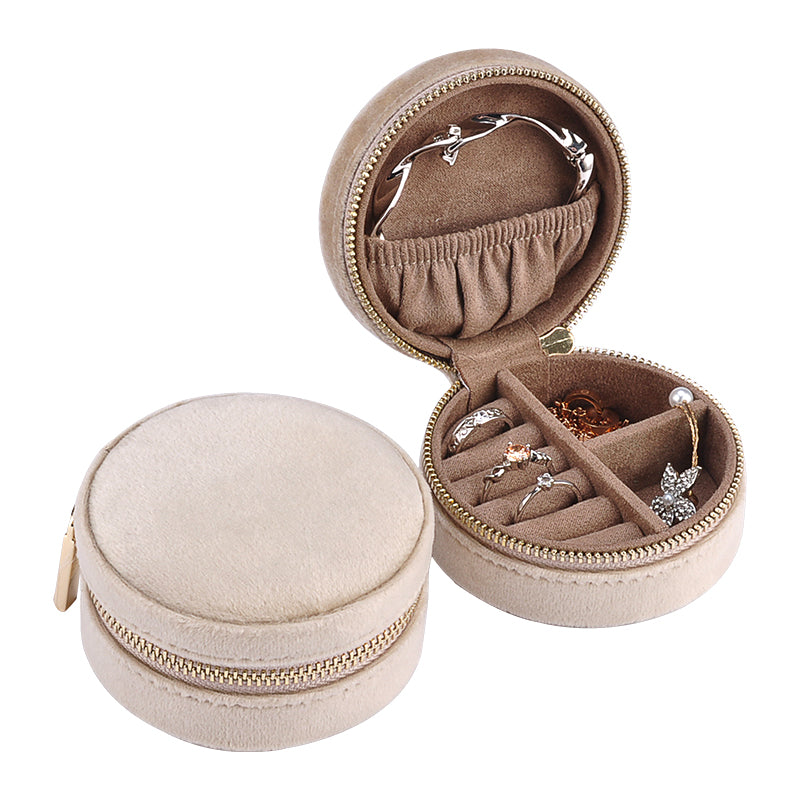 Velvet jewellery box | Beige